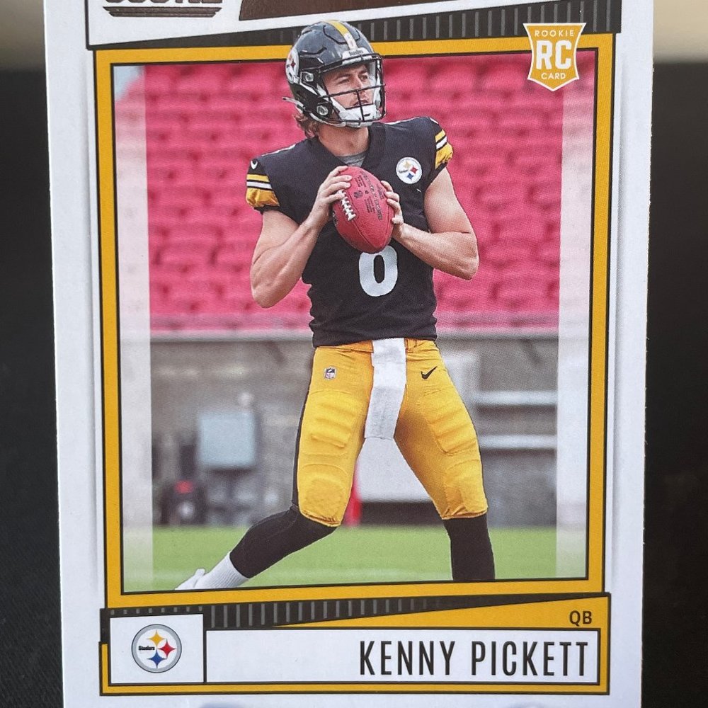 2022 Kenny Pickett Panini Score Rookie Card #301 Pittsburgh Steelers